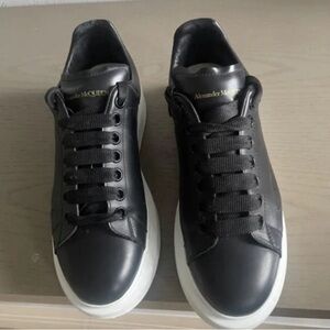 Authentic Alexander Mcqueens